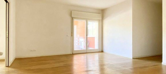 Apartamento T2 em Vicenza, Italy N.º 359262 2