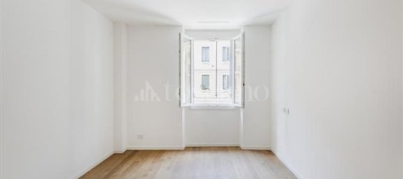 2 rooms Apartment in Milan, Italy No. 338141 7