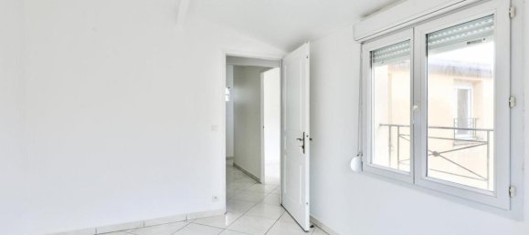 5 Schlafzimmer Haus in Saint-Denis, France, Nr. 321754 14