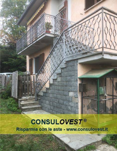 3 Schlafzimmer Wohnung in Monvalle, Italy, Nr. 133494