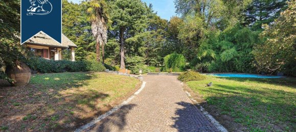 7 bedrooms Villa in Carimate, Italy No. 373670 12