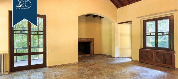 7 bedrooms Villa in Carimate, Italy No. 373670 23