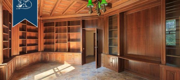 7 bedrooms Villa in Carimate, Italy No. 373670 27