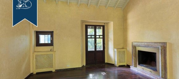 7 bedrooms Villa in Carimate, Italy No. 373670 28
