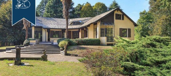 7 bedrooms Villa in Carimate, Italy No. 373670 5