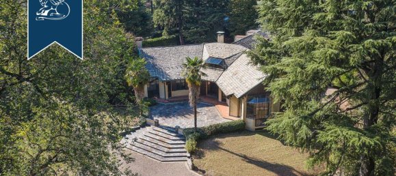 7 bedrooms Villa in Carimate, Italy No. 373670 10