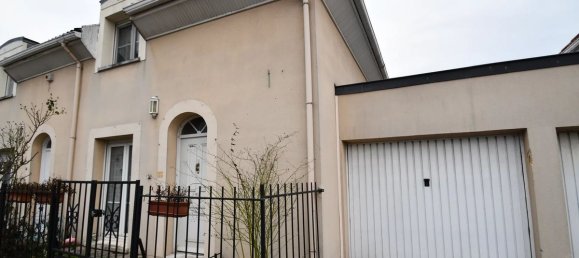 3 Schlafzimmer Haus in Sevran, France, Nr. 180435 7