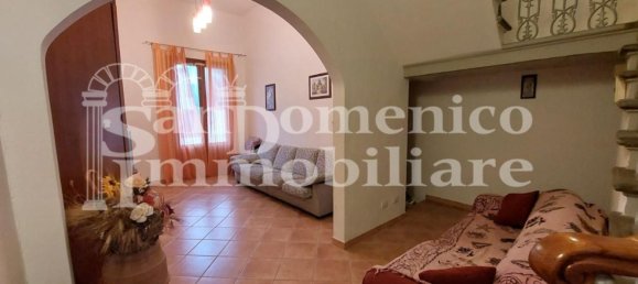 7 bedrooms House in Pisa, Italy No. 331673 3