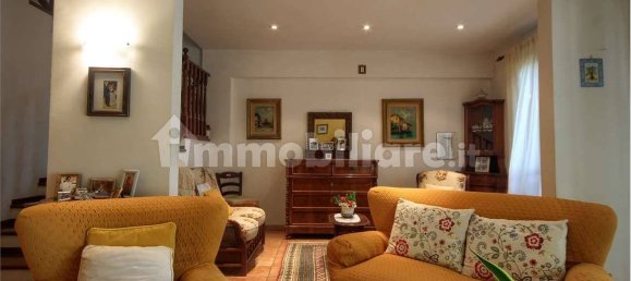 4 bedrooms House in Montemarciano, Italy No. 258230 2