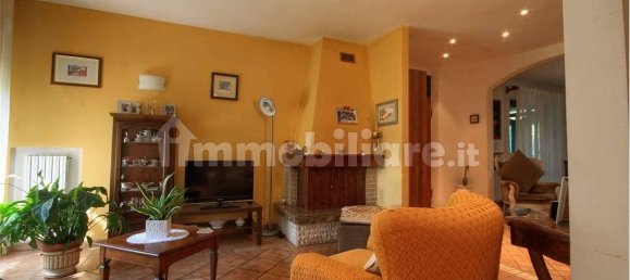 4 bedrooms House in Montemarciano, Italy No. 258230 4