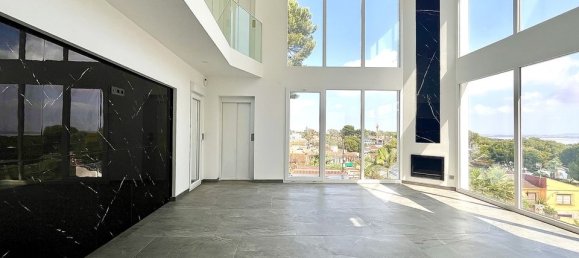 6 bedrooms Villa in Torrevieja, Spain No. 189207 4