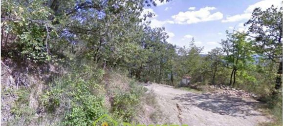 4 bedrooms House in Vernio, Italy No. 323728 4