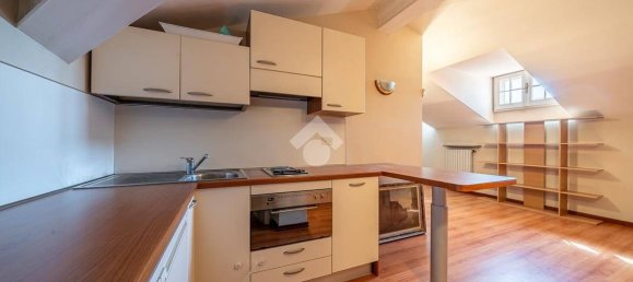 4 bedrooms Villa in Parma, Italy No. 377079 22