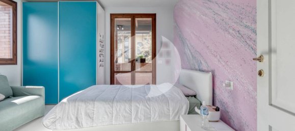 3 Schlafzimmer Villa in Granarolo dell'Emilia, Italy, Nr. 334246 30