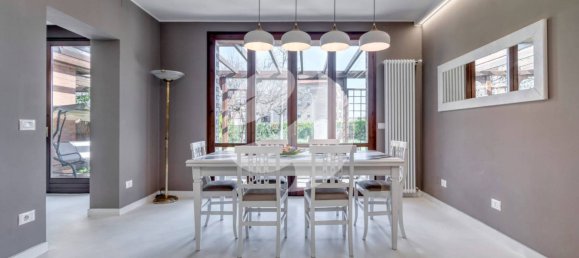 3 Schlafzimmer Villa in Granarolo dell'Emilia, Italy, Nr. 334246 16