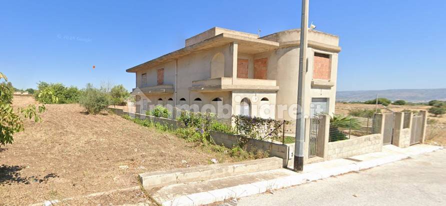 4 غرف نوم فيلا في Rosolini, Italy رقم 350680