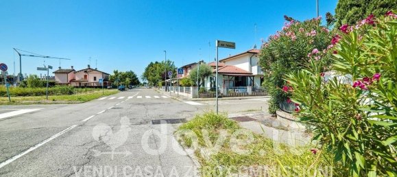 2 Schlafzimmer Villa in Ravenna, Italy, Nr. 286953 29