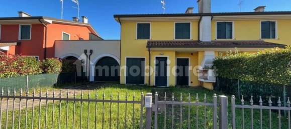 2 Schlafzimmer Villa in Porto Viro, Italy, Nr. 271411 5