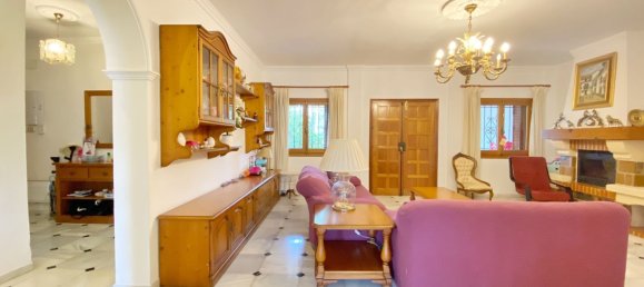 5 bedrooms Villa in Marbella, Spain No. 142562 29