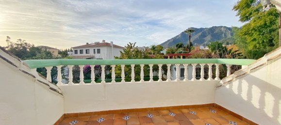 5 bedrooms Villa in Marbella, Spain No. 142562 42