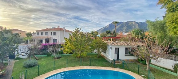 5 bedrooms Villa in Marbella, Spain No. 142562 13