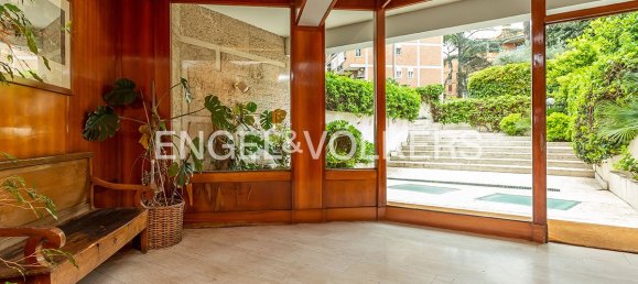 5 bedrooms Apartment in Rome, Italy No. 127733 27