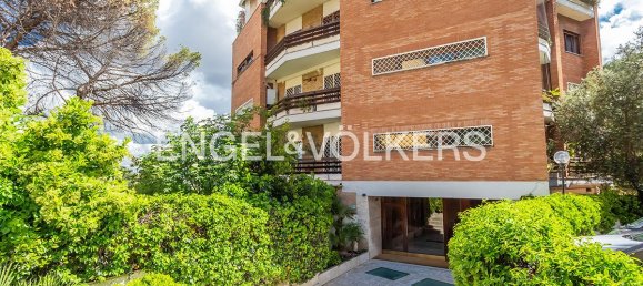 5 bedrooms Apartment in Rome, Italy No. 127733 29