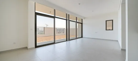 Casa geminada T4 em Al Furjan, UAE N.º 108487 4