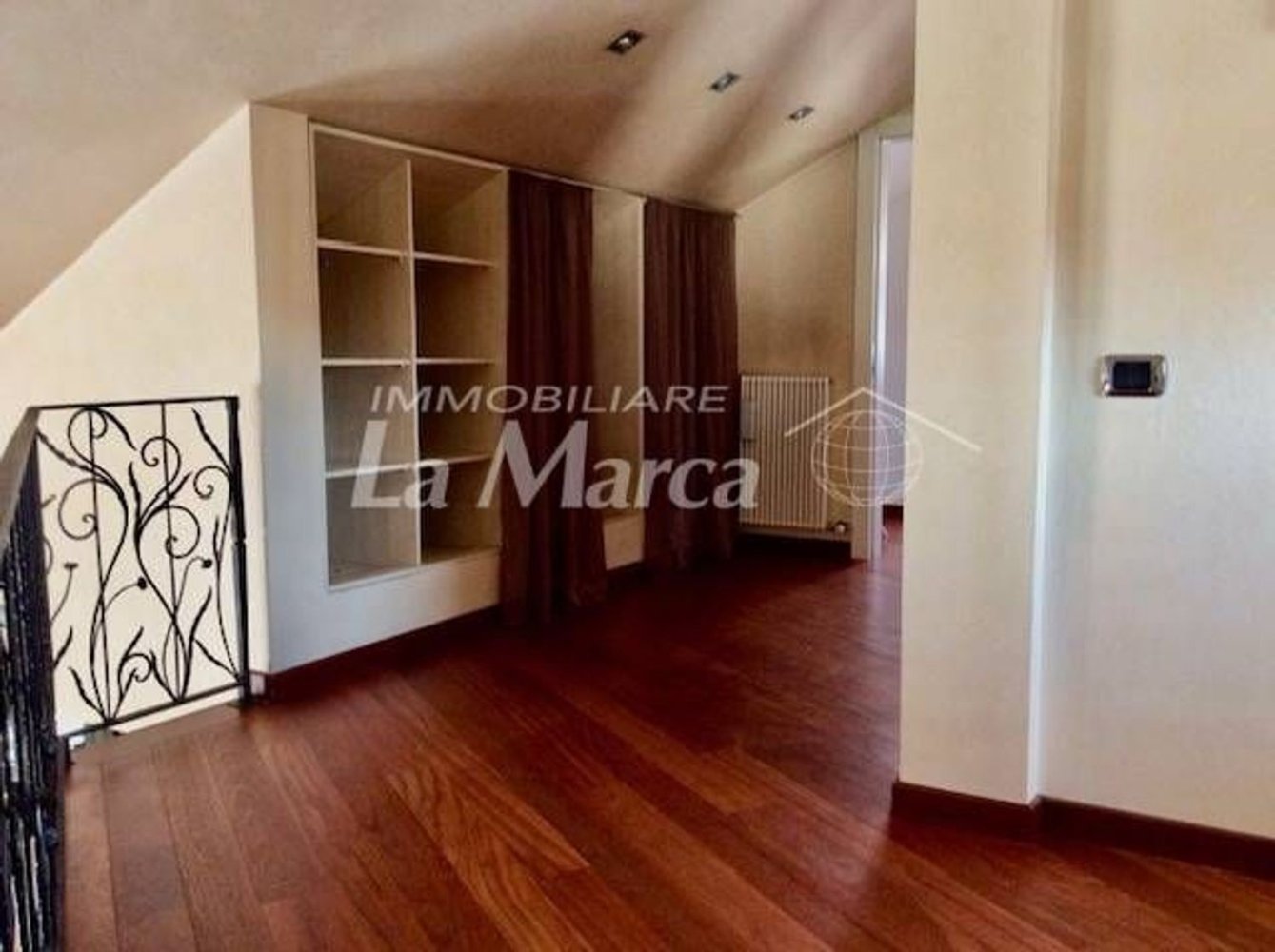 Penthouse de 5 divisões em Treviso, Italy N.º 176978