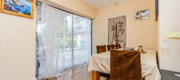 4 Schlafzimmer Haus in Cheadle, United Kingdom, Nr. 1905 9