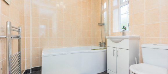 4 Schlafzimmer Haus in Cheadle, United Kingdom, Nr. 1905 32