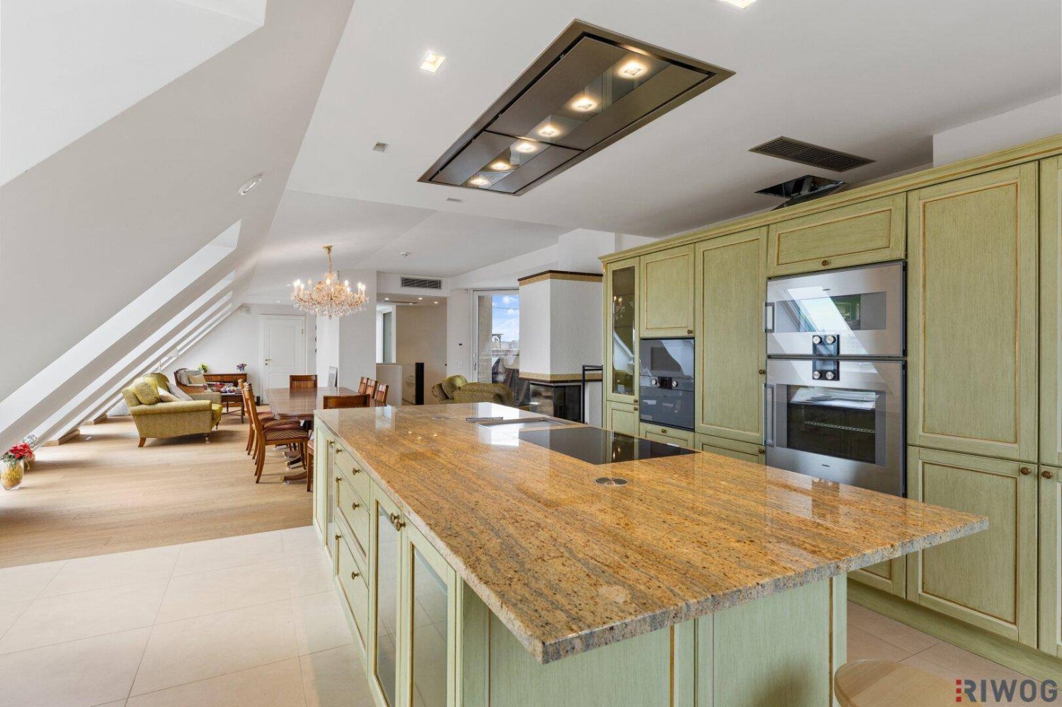 3 rooms Duplex in Mariahilf, Austria No. 185966