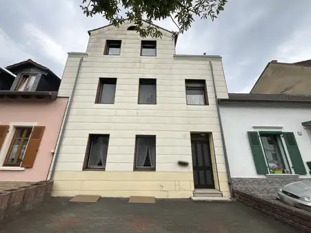 Moradia em banda T6 em Saarlouis, Germany N.º 345446