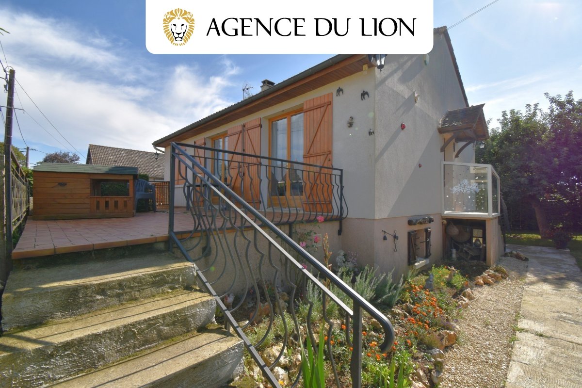 2 bedrooms House in Senonches, France No. 158731