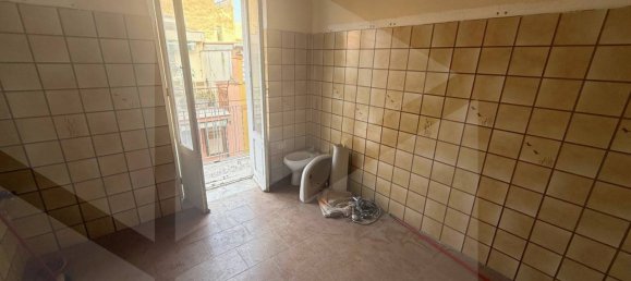 3 rooms Apartment in Barletta, Italy No. 17204 7