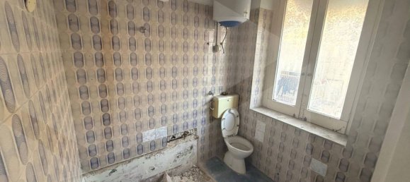 3 rooms Apartment in Barletta, Italy No. 17204 8