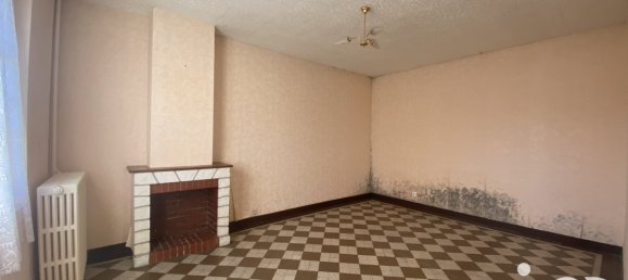 2 bedrooms Townhouse in Lorris, France No. 57169 17