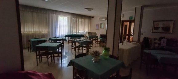 Gebäude in Chianciano Terme, Italy 1500m², Nr. 50519 8