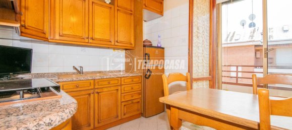 2 bedrooms Apartment in Modena, Italy No. 309196 6