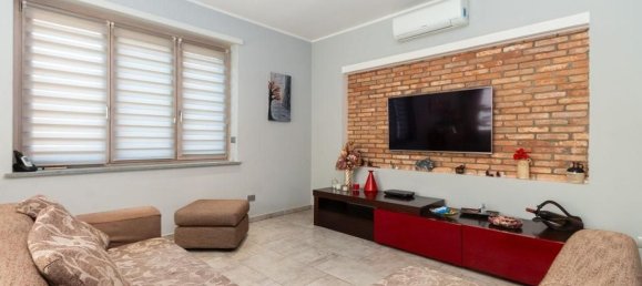 12 rooms Villa in San Mauro Torinese, Italy No. 263518 2