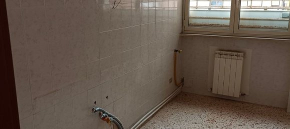 Gewerbliche Immobilie in Piazza Armerina, Italy 300m², Nr. 251393 11