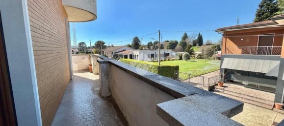 3 rooms Apartment in Arosio, Italy No. 124662 9