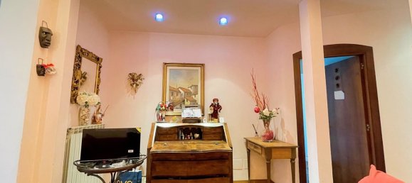 Apartamento de 3 divisões em Arezzo, Italy N.º 281176 2