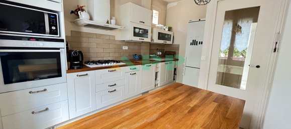 5 bedrooms House in Juvisy-sur-Orge, France No. 166124 16