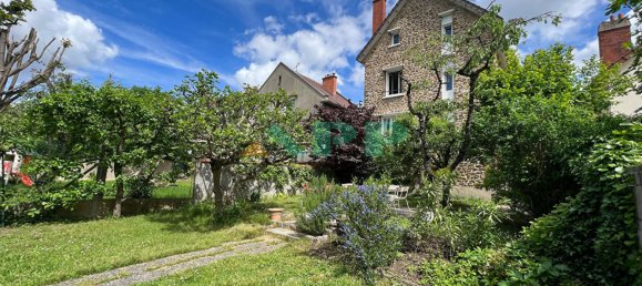 5 bedrooms House in Juvisy-sur-Orge, France No. 166124 10