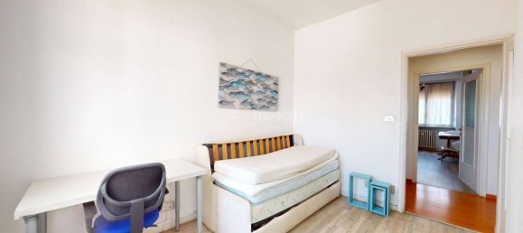 Apartamento de 4 dormitorios en Settimo Torinese, Italy No. 81543 31