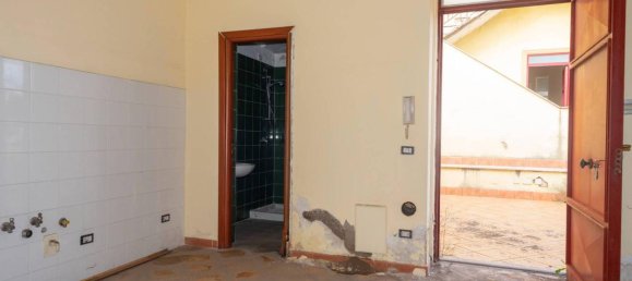 10 rooms House in Naples, Italy No. 79726 41