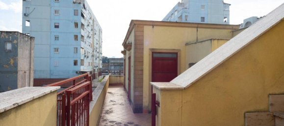 10 rooms House in Naples, Italy No. 79726 18