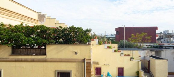 10 rooms House in Naples, Italy No. 79726 21