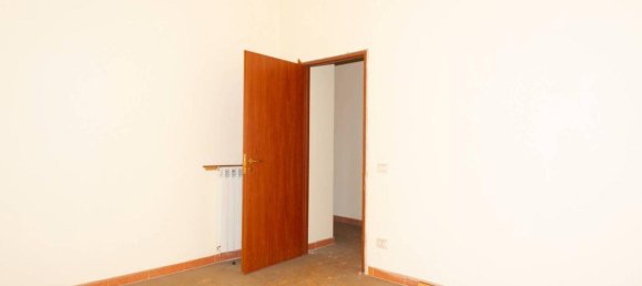 10 rooms House in Naples, Italy No. 79726 32